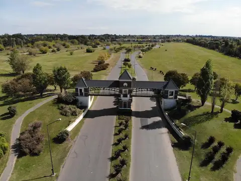 Terreno lote interno venta Pilar del Este Barrio Santa Emilia