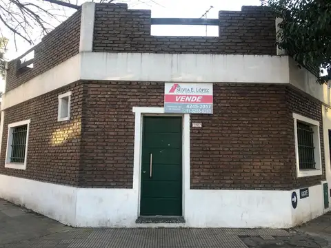 PH ESQUINA- EXCELENTE UBICACION-