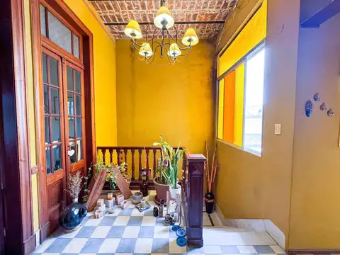 Depto Tipo Casa en Venta 100 años