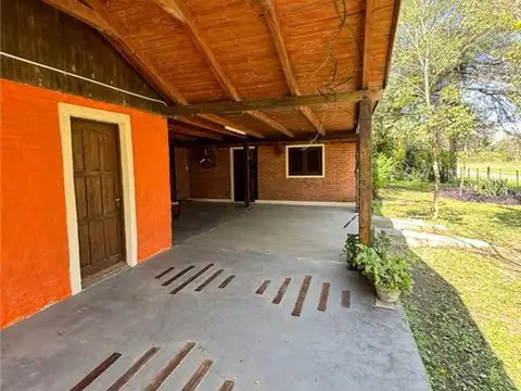 barrio las moras 100