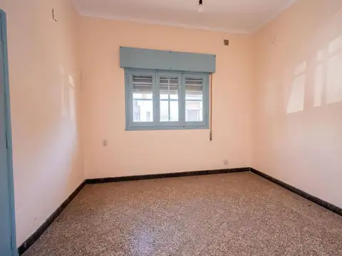 Depto Tipo Casa 4 ambientes con 1 baño