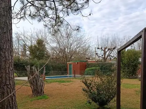 Casa 3 ambientes con 2 baños