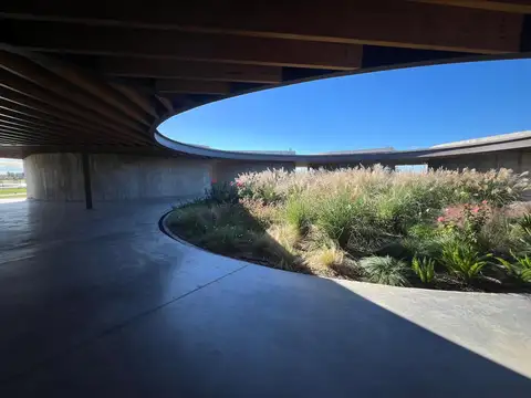 Av. Arturo Illia  al 100