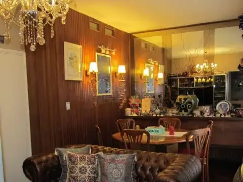 DEPARTAMENTO DOS DORMITORIOS CON COMODÍN Y PATIOS EN ABASTO ROSARIO