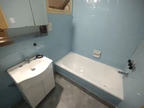 Departamento en Alquiler en Floresta, $ 700.000