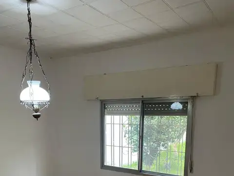 CASA EN HERRERA al 1051