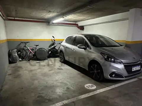 Felipe Vallese 700, Piso 0