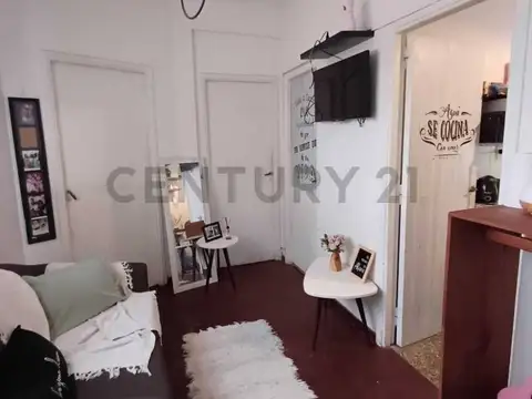 terrada 1400, Piso 0