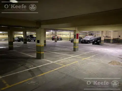 Venta- Oportunidad- Cochera cubierta fija- Quilmes Centro