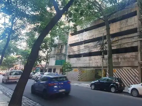 Cochera Cubierta En Venta Ubicada Hidaldo 100 En Caballito