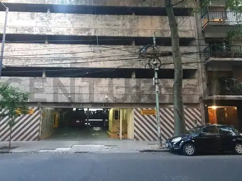 Cochera Cubierta En Venta Ubicada Hidaldo 100 En Caballito
