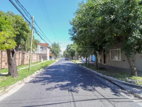 Olazabal 1406/08 entre Placido Marin y Azopardo