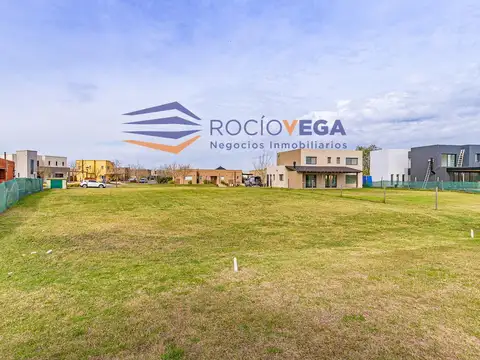 Lote en Barrio Cerrado el Cantón Golf, Escobar.