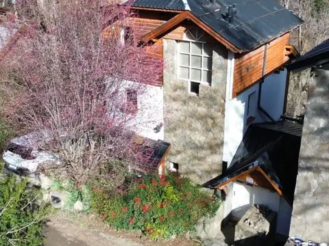 Casa 5 ambientes con 3 baños