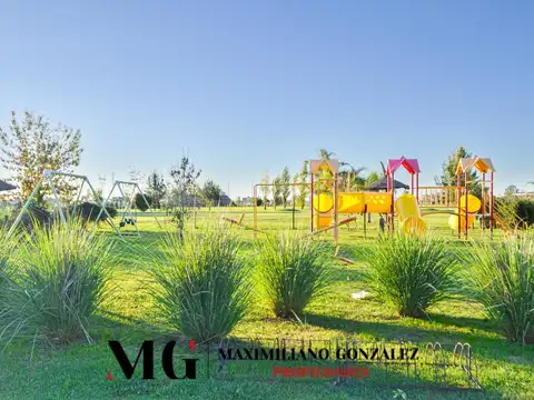 Terreno en Venta 20  mts Fondo