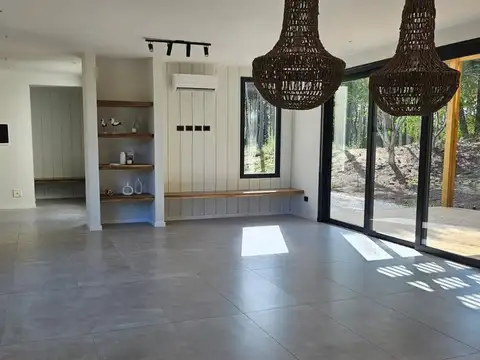 Casa en VENTA 4 ambientes PINAMAR NORTE