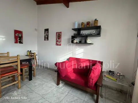 Casa 2 ambientes con 2 baños