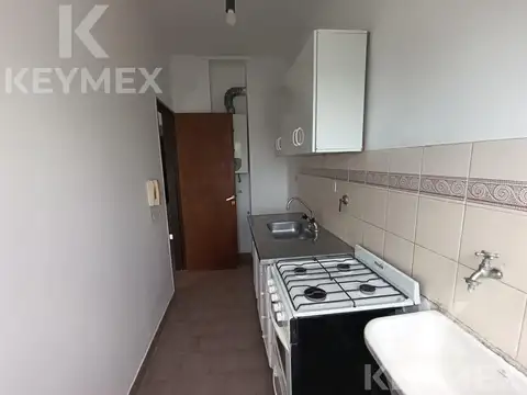 Departamento de 1 dormitorio en  venta, La Plata