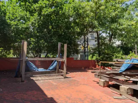 Venta casa 6 ambientes c/cochera jardin y terraza