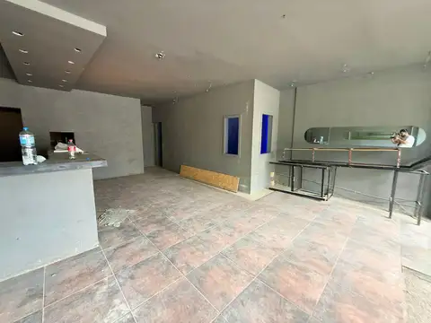 Local en Alquiler 40 años