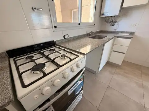 ALQUILER DEPARTAMENTO 2 AMBIENTES CON  BALCON