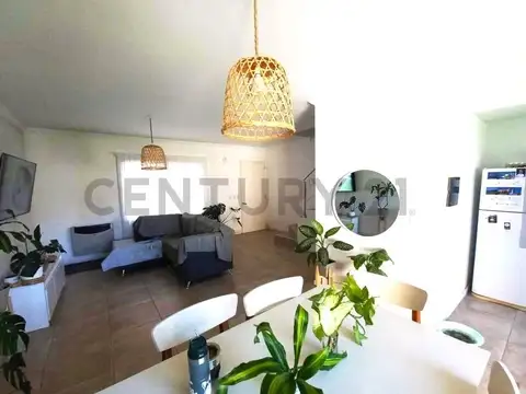 Venta Dúplex 3 Ambientes con Jardín y Cochera en Barrio Las Rosas, Cañuelas – Apto Crédito