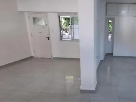 Florisbelo Acosta e/ Avenida Carlos Tejedor y José Ingenieros