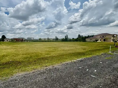 LOTE EN VENTA EN FINCAS DEL ALBA 1180M2 ESCRITURA