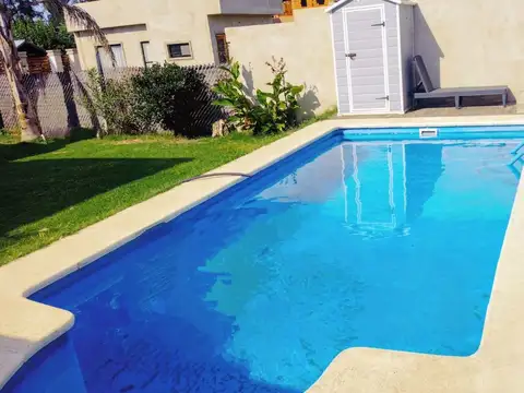 Casa 3 ambientes con 1 baño