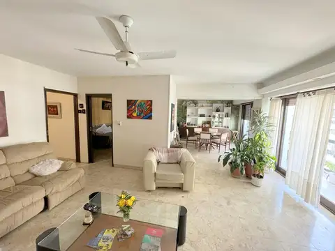 Departamento 6 AMB CON COCHERA  balcon  183m2 totales