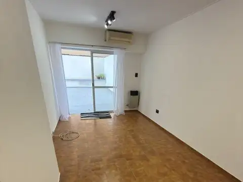 DPTO EN VENTA / OBISPO TREJO 1180