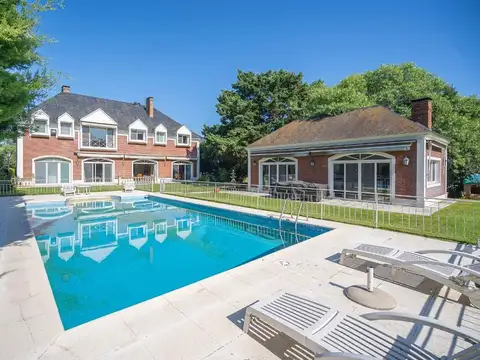 CASA EN ALQUILER DEL VISO, 6 AMBIENTES, CON PILETA