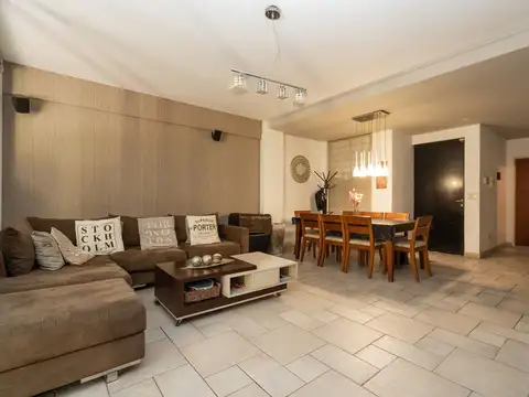 Depto Tipo Casa 5 ambientes con 3 baños