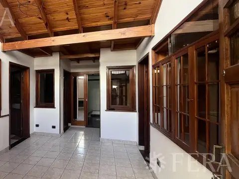 Depto Tipo Casa en Alquiler de 3 ambientes