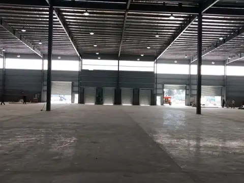 Centro Logístico AAA en Garin