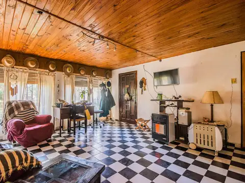 Quinta en Venta con 2 cocheras