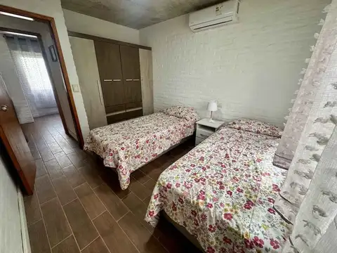 Venta de Casa 3 dormitorios Punta Fría