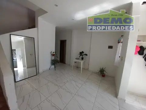 Paso de los Andes N° 1887 (1109) E/ Palpa Y pablo Areguati