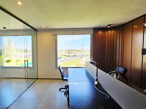 Alquiler oficina Studios Las Recovas, Pilar