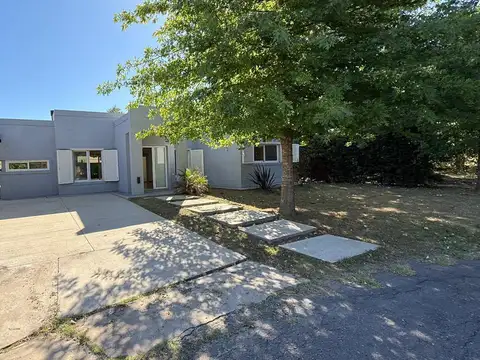 Calle Septiembre al 100