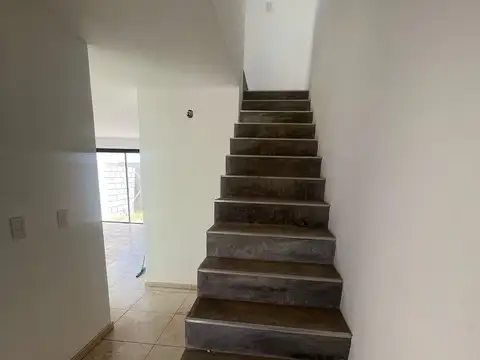 Duplex en venta en manantiales 2 dormitorios