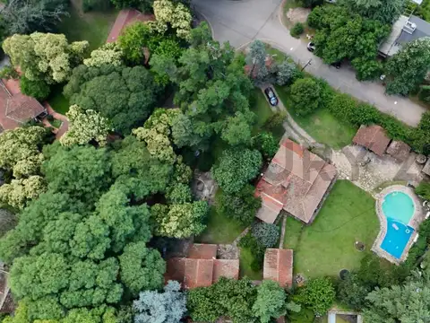 JOSE HERNANDEZ 3000, Piso 0