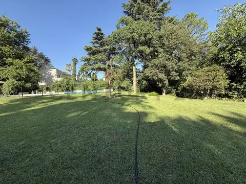 Terreno en Venta en Barrio Parque Leloir, USD 370.000