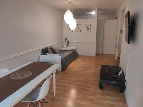 Las Heras al 3700 Entre Av Scalabrini Ortiz y Ugarteche