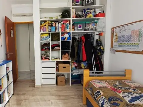 CASA EN VENTA - BARRIO SANTA ISABEL - ING. MASHWITZ