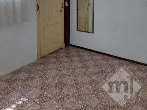 Depto Tipo Casa 3 ambientes con 1 baño
