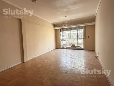 Venta Departamento en Caballito - 4 ambientes - Baulera - Oportunidad