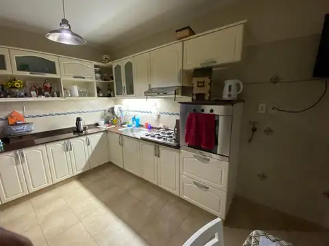 Casa 4 ambientes con 4 baños