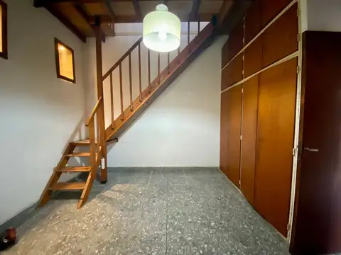 Depto Tipo Casa en Venta de 4 ambientes