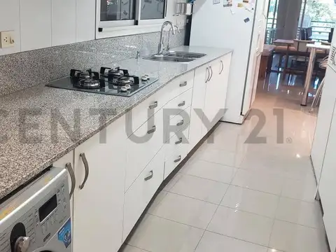 Republica de la india 2900, Piso 3